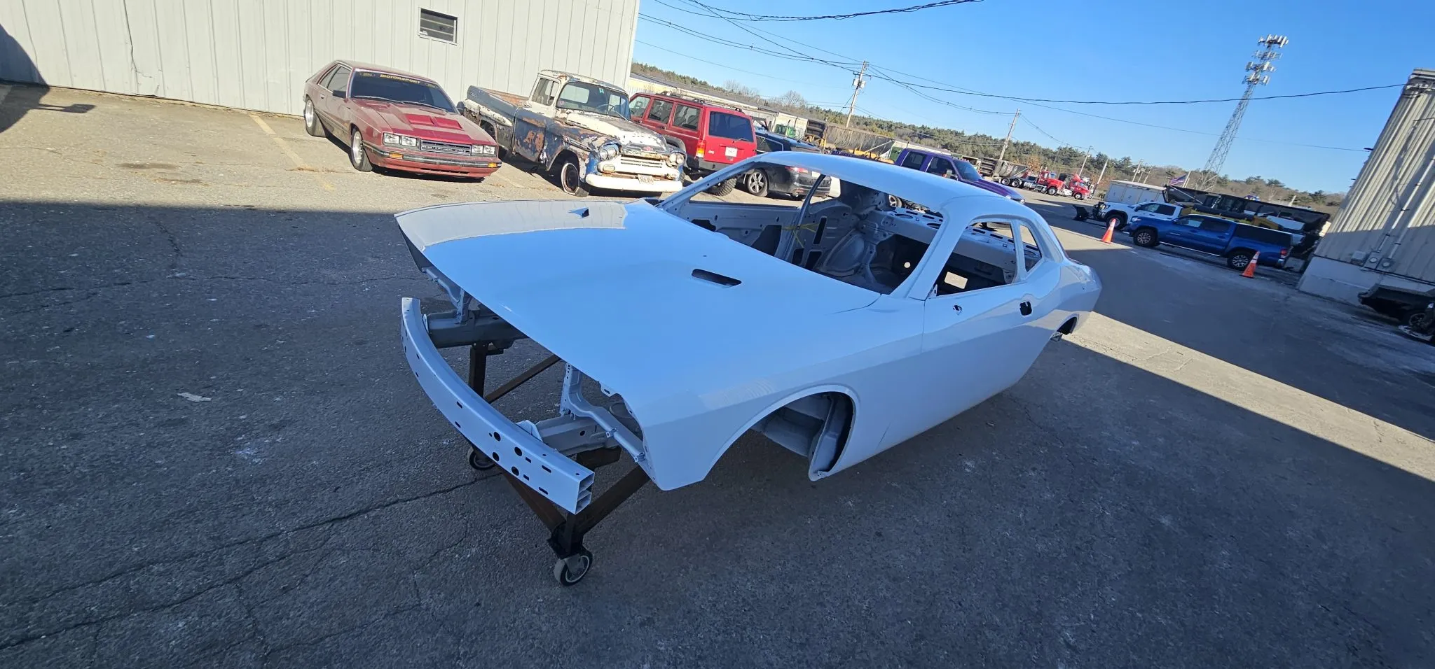2009 Dodge Challenger Body Shell - Image 12