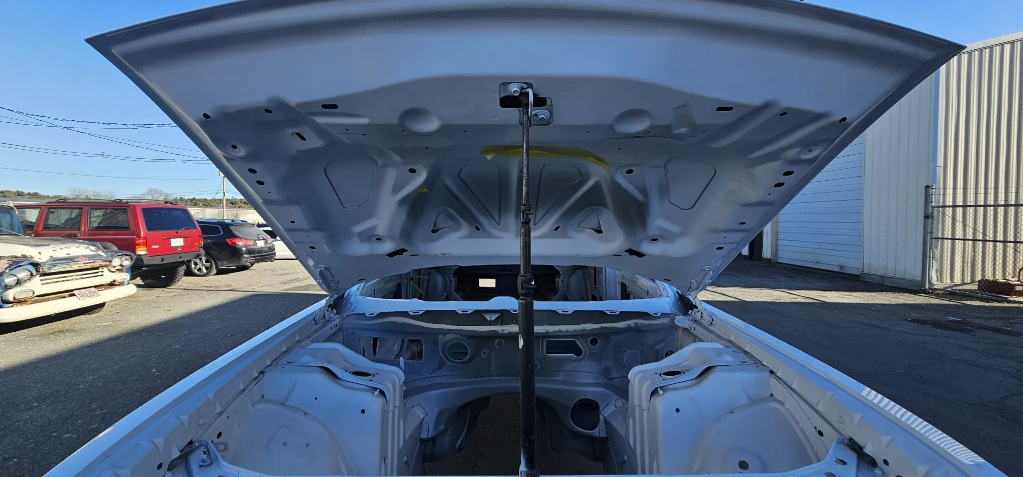 2009 Dodge Challenger Body Shell - Image 20