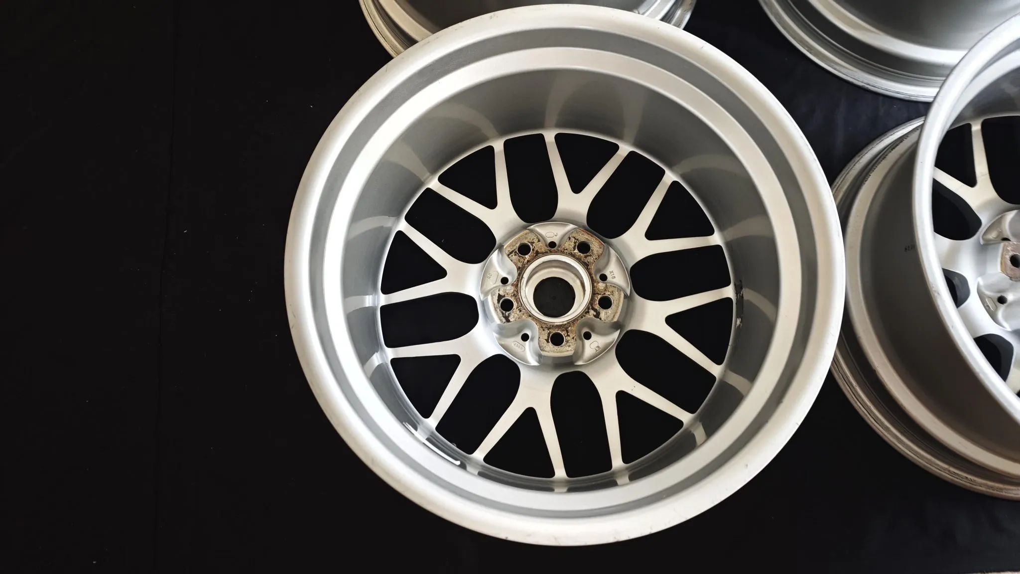 18×9.5″ BBS RG-R Wheels for Nissan Skyline - Image 14