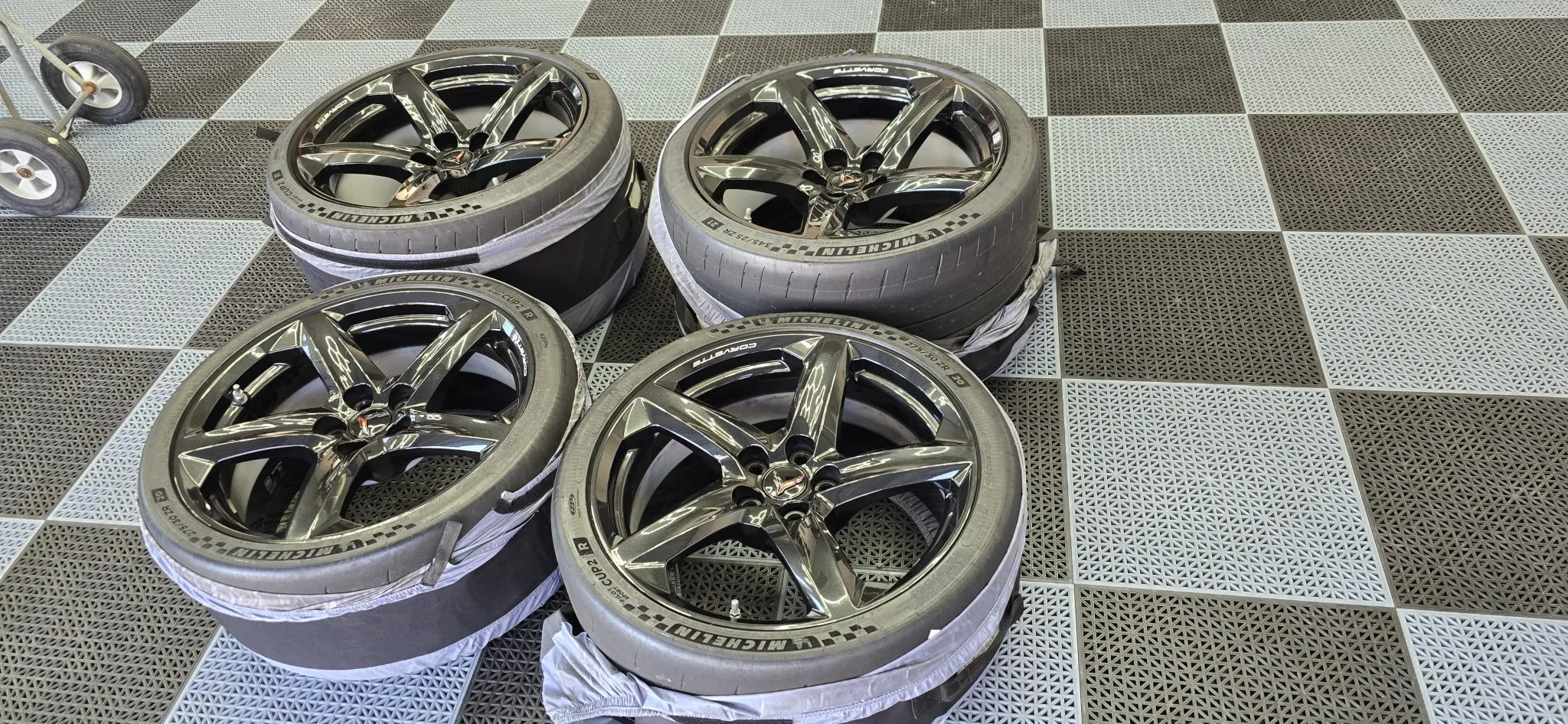 20×10″ and 21×13″ Carbon-Fiber Wheels for C8 Chevrolet Corvette Z06 - Image 11