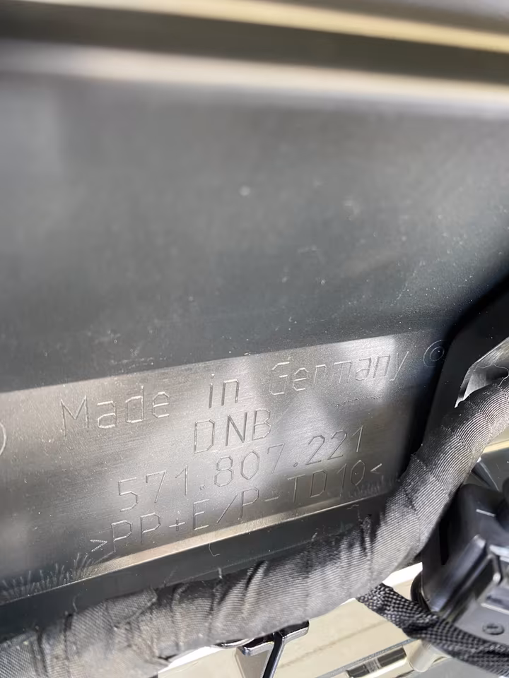 VW Tiguan III 571 Front Bumper LA6H 571807221 - Image 3