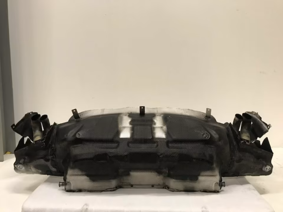 Audi R8 V10 exhaust silencer 420.251.051 - Image 2