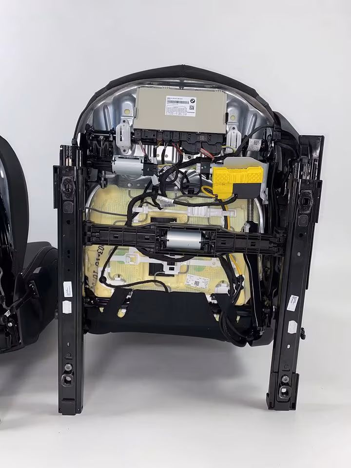 Toyota Supra seats - Image 8