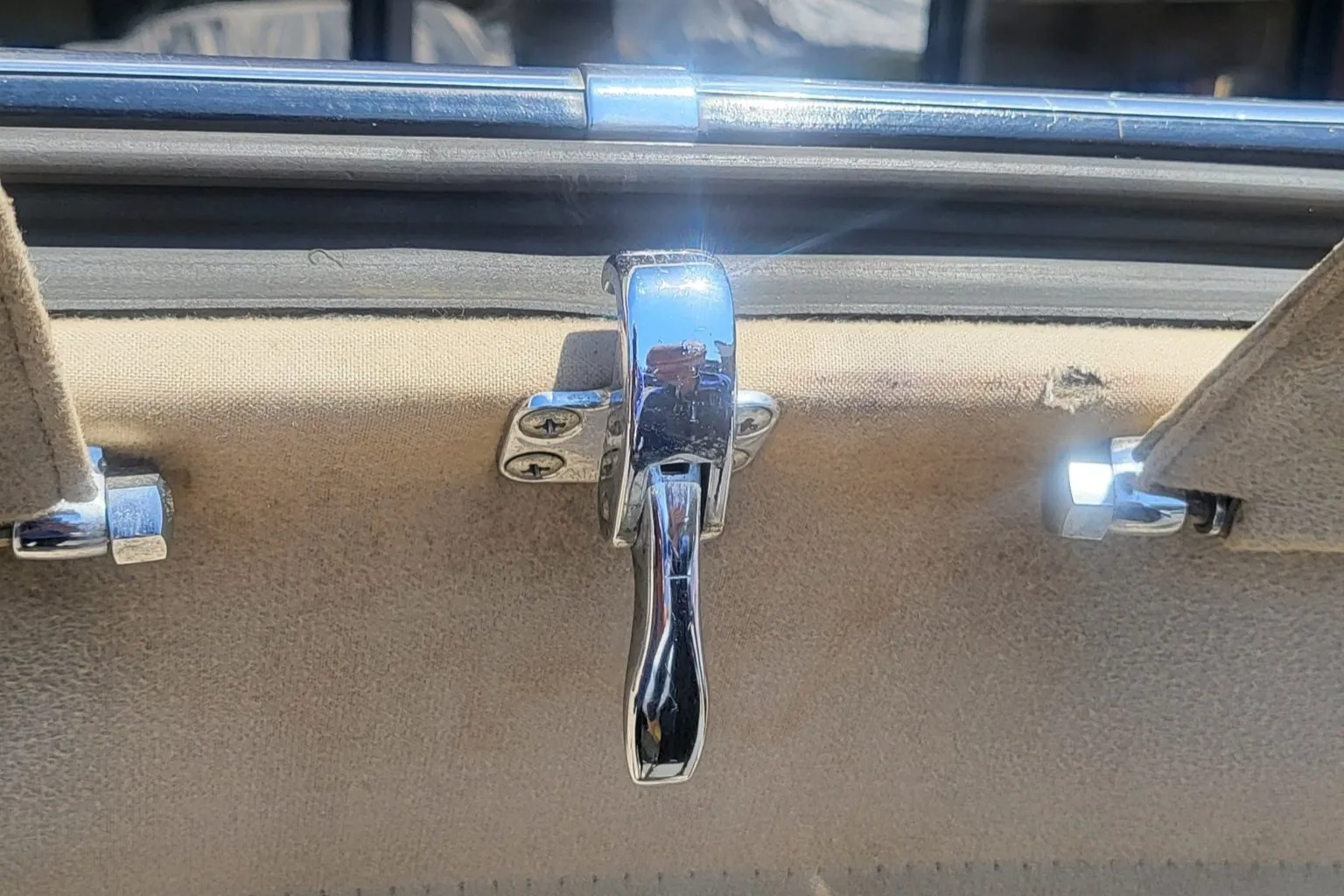 Mercedes-Benz 190SL Hardtop - Image 12