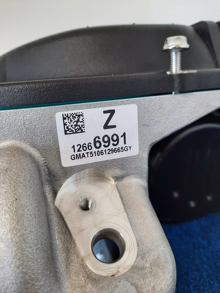 Corvette C7 Z06 LT4 compressor supercharger GM 12666991 EATON LT1 - Image 3