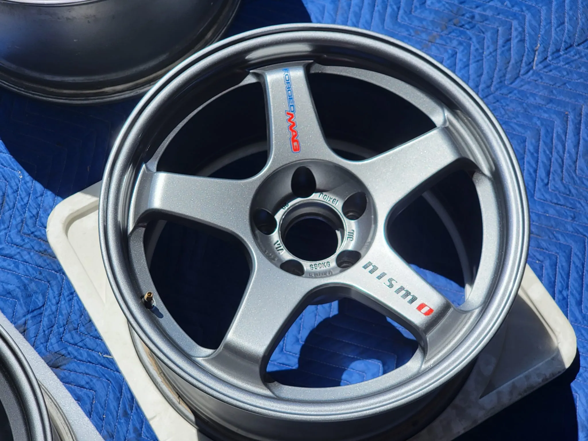 NISMO LMGT4 18×10″ Forged-Magnesium Wheels - Image 3