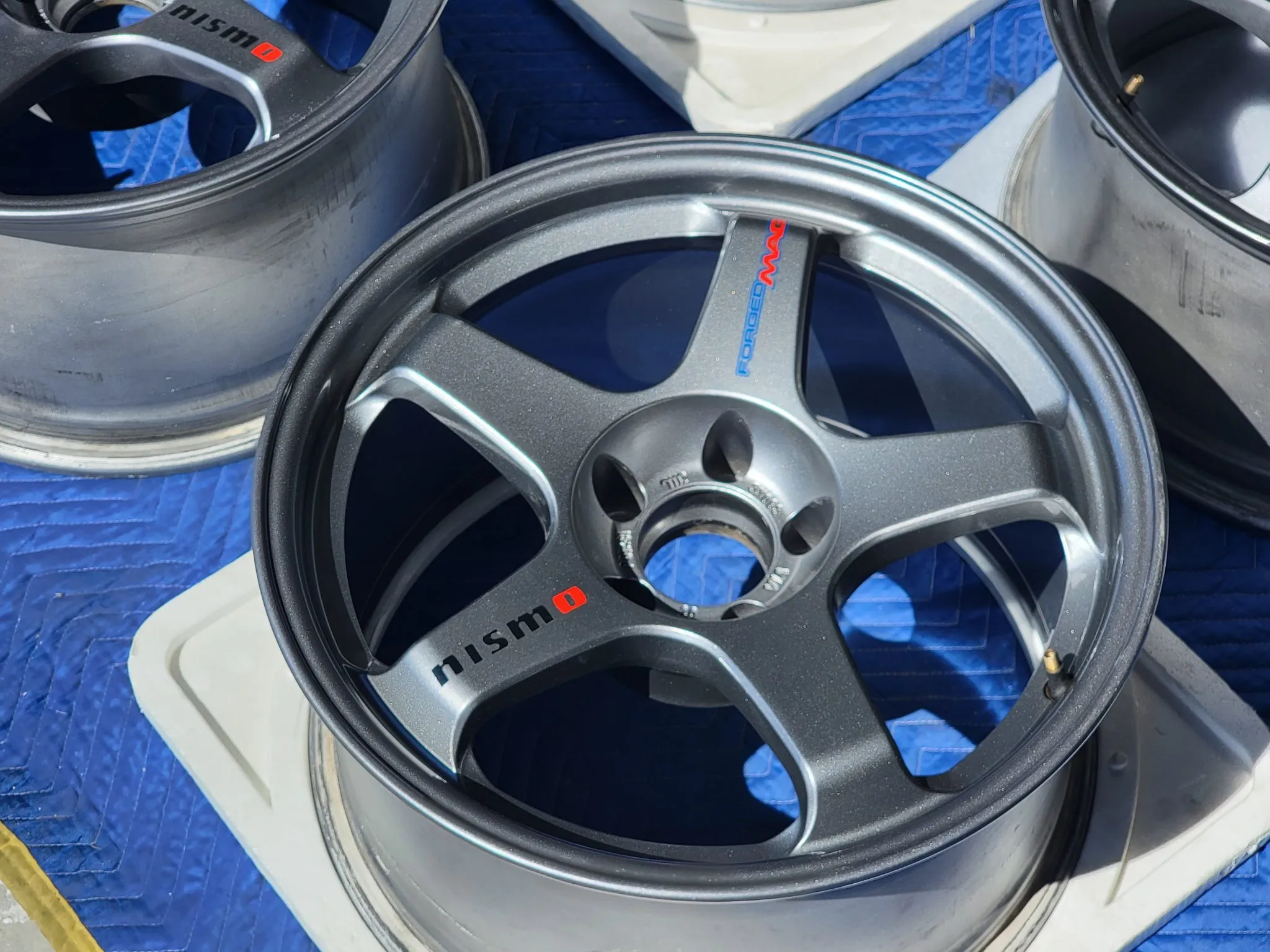 NISMO LMGT4 18×10″ Forged-Magnesium Wheels - Image 4