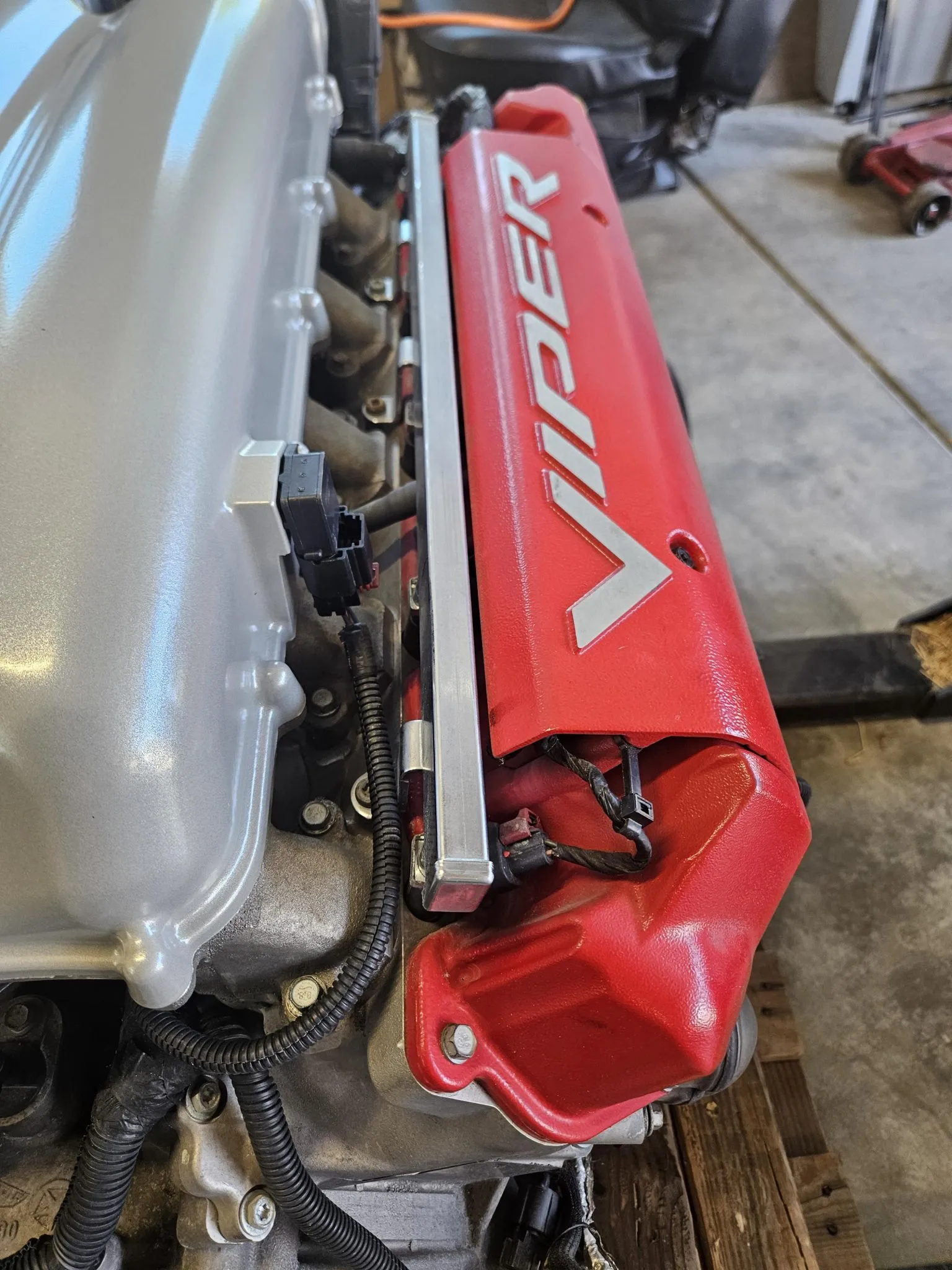 Dodge Viper SRT-10 8.4L V10 Engine & 6-Speed Transmission - Image 19