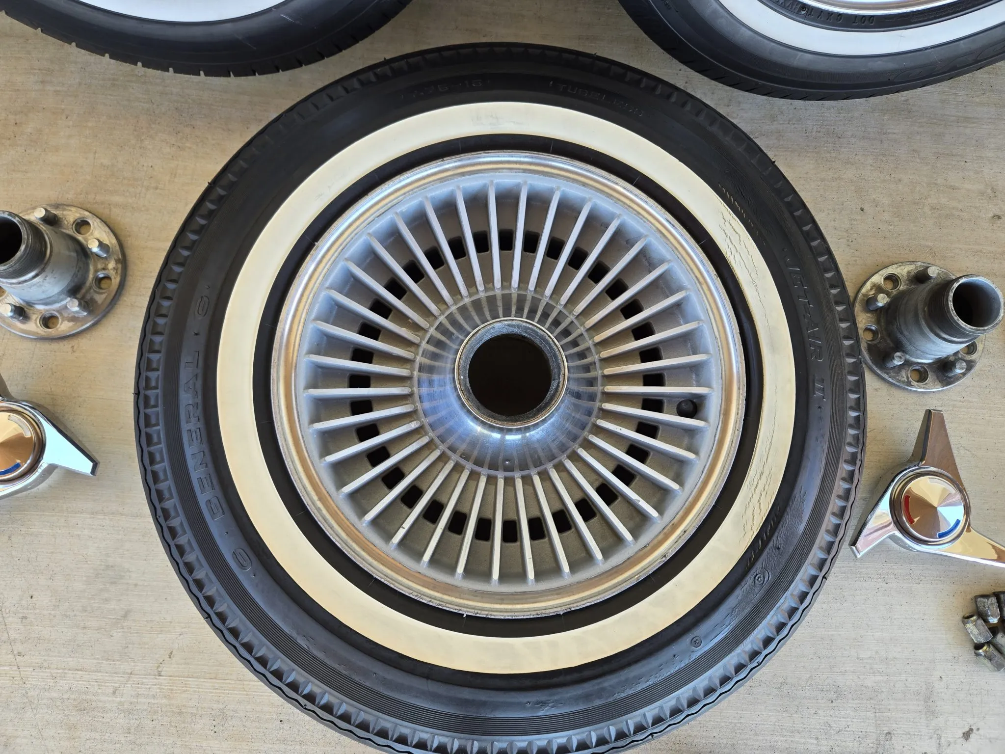 Kelsey-Hayes Knock-Off Wheels for Chevrolet Corvette - Image 4