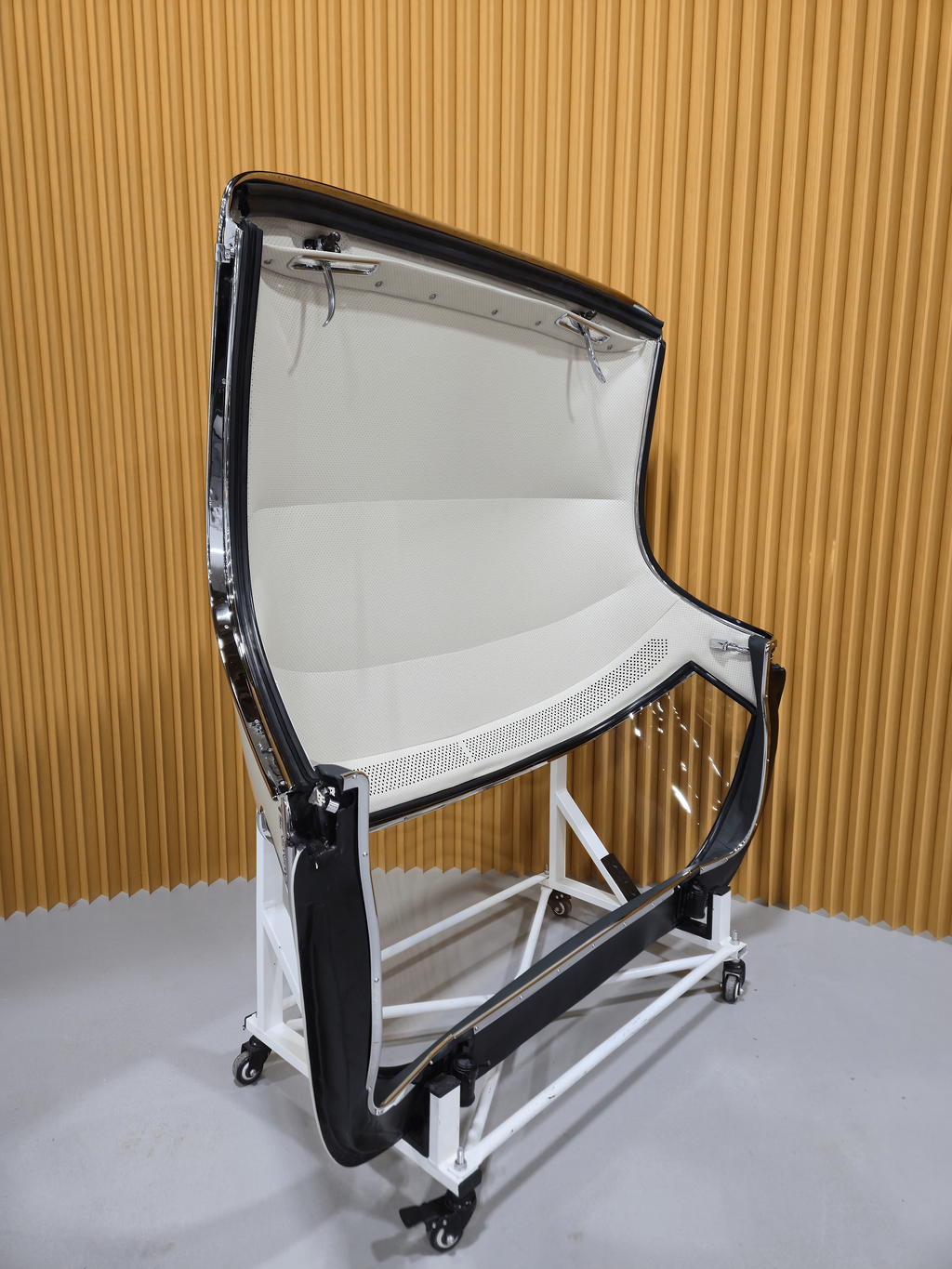 Mercedes-Benz 300SL Roadster Removable Hardtop - Image 12