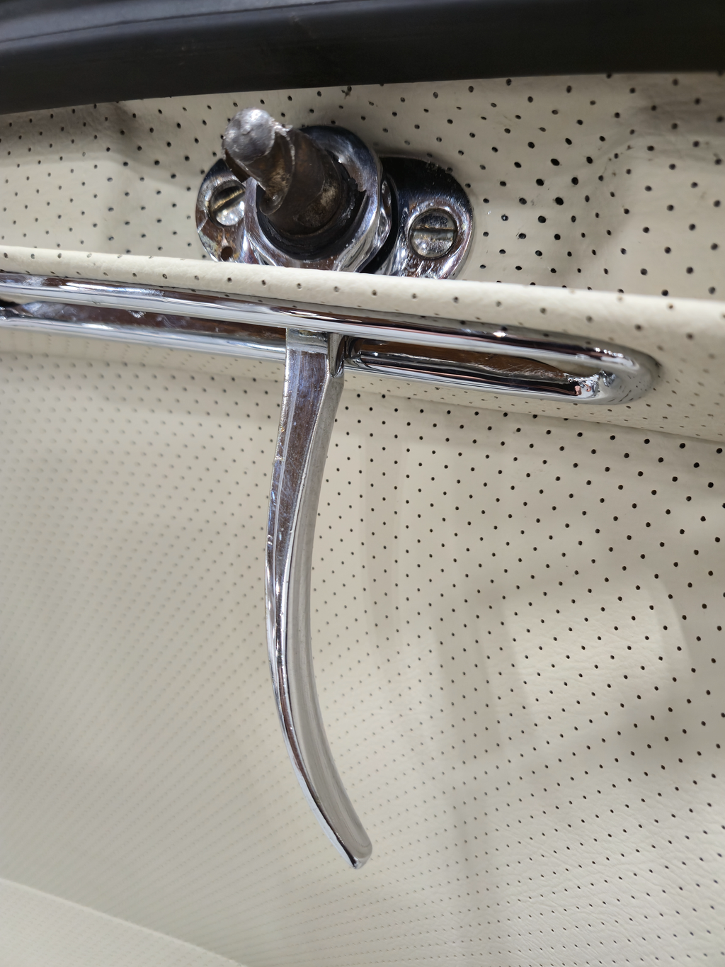 Mercedes-Benz 300SL Roadster Removable Hardtop - Image 29