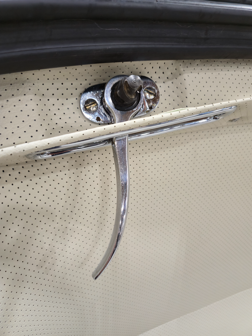 Mercedes-Benz 300SL Roadster Removable Hardtop - Image 30