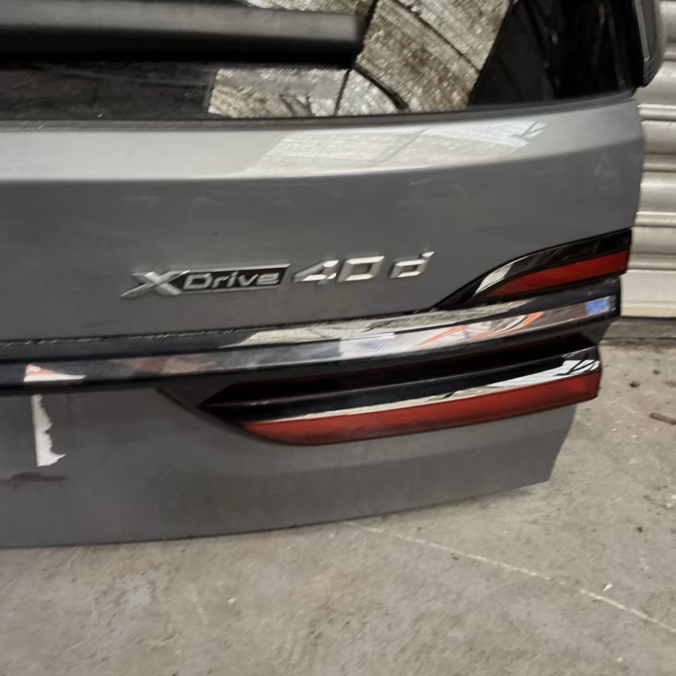 BMW X7 G07 LCI Heckklappe Rückleuchten Kamera PDC Verkleidung C4W - Image 9