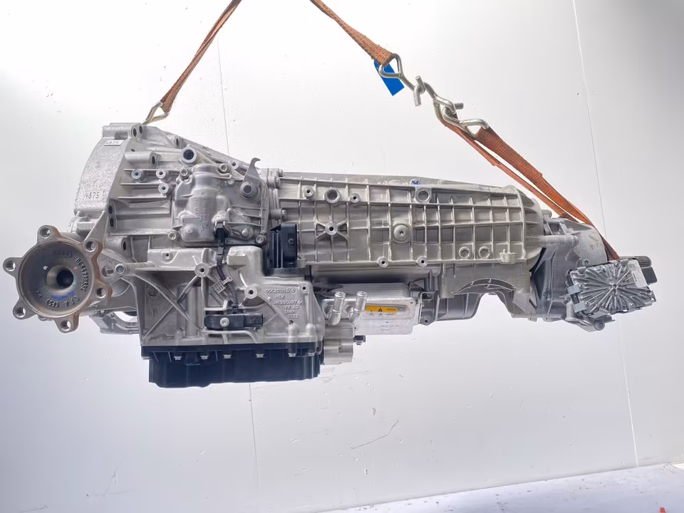 gearbox Audi Q5 2.0Tdi year 2017 code SJP with 66 km - Image 4