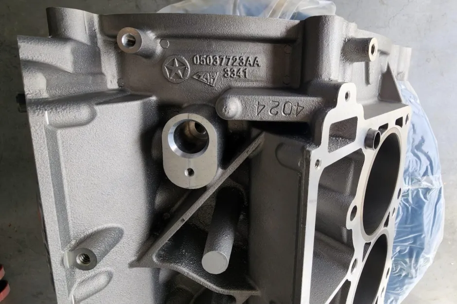 Dodge Viper 8.4L V10 Engine Block - Image 3