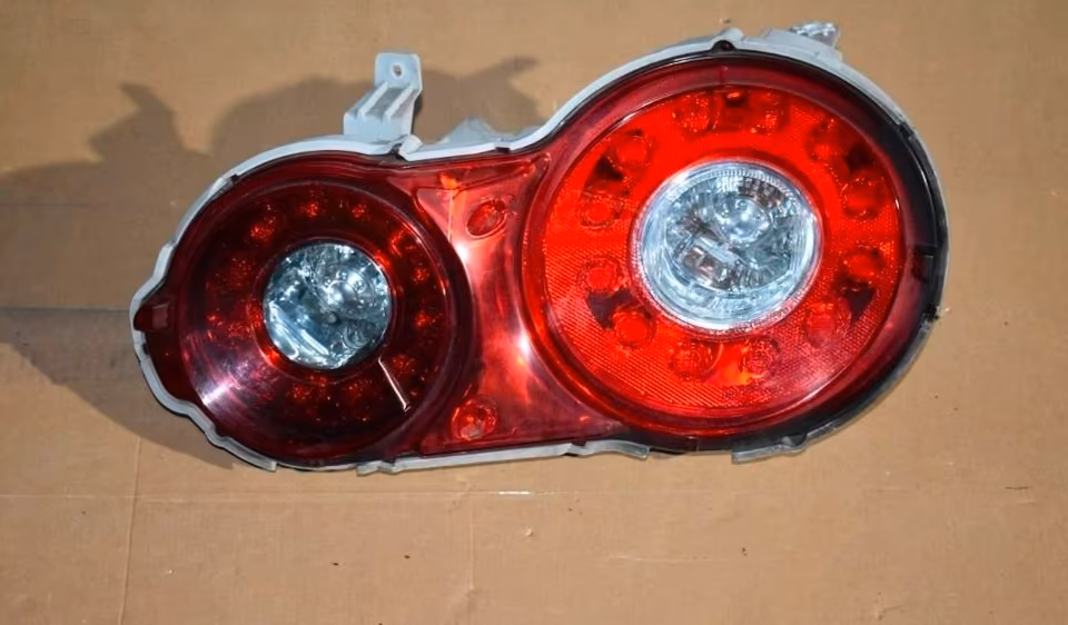 NISSAN GTR GT-R R35 2013 RIGHT TAILLIGHT