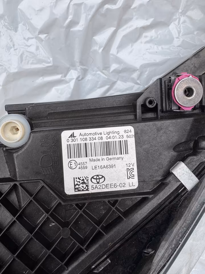 Toyota Supra MK5 A90/A91 Headlight Full-LED Right - Image 4