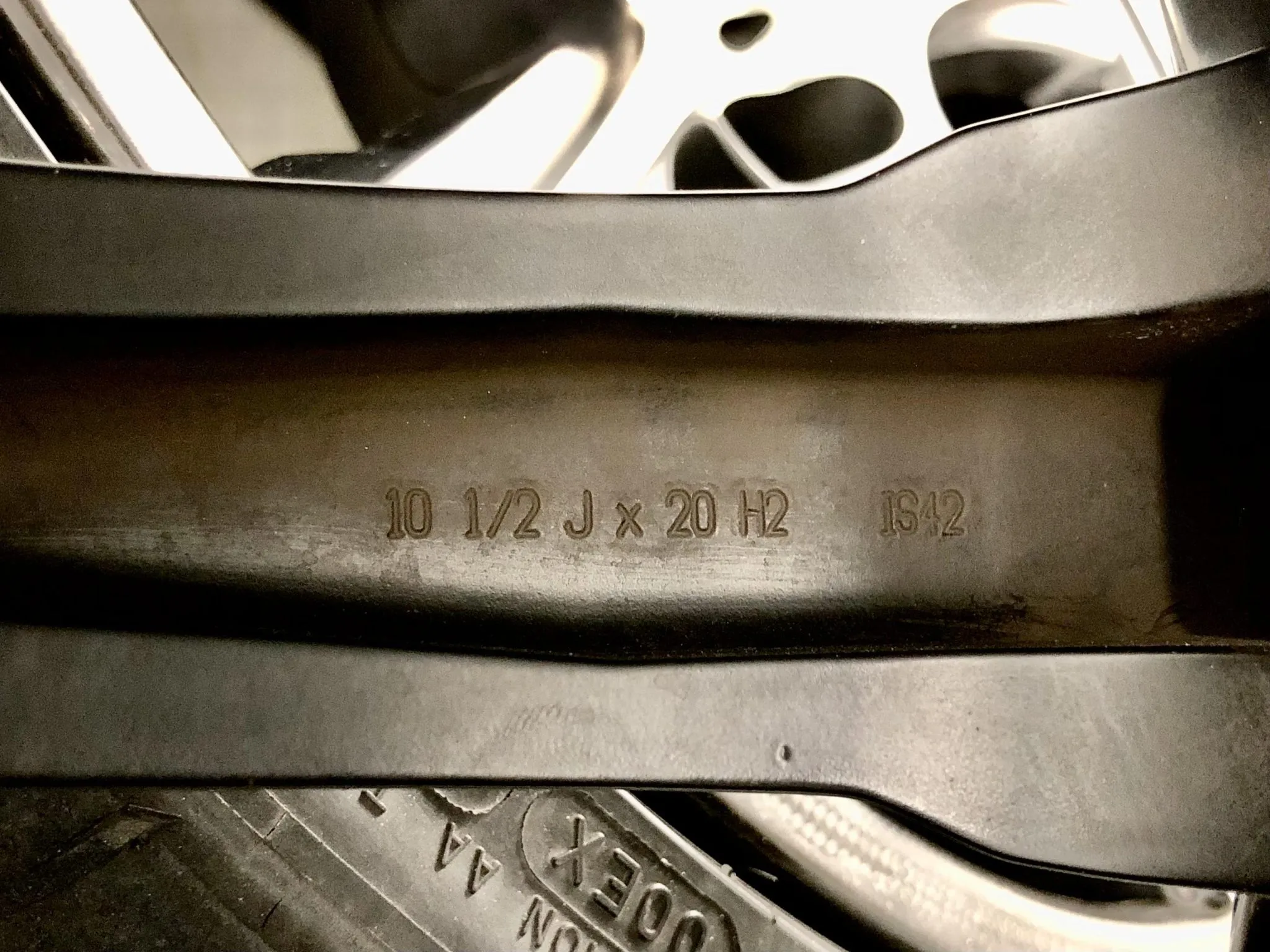 19×9.5″ and 20×10.5″ BMW M4 GTS Style 681M Carbon Compound Wheels - Image 3