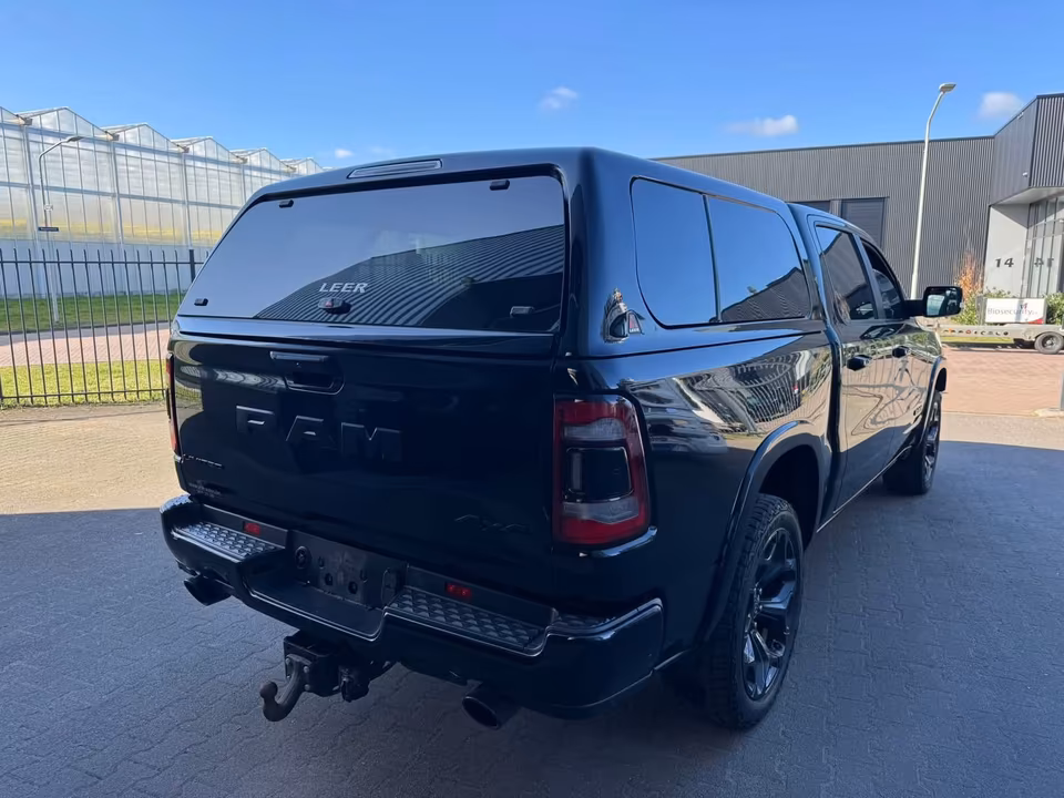 LEER 100XL Hardtop for Dodge RAM Gen 5 Crew Cab (5.7 ft Bed) BLK - Image 2