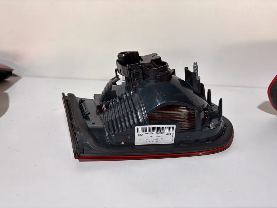 BMW 3 Series F30 F31 Rear Light Left Right Inner H473711120291BF - Image 4
