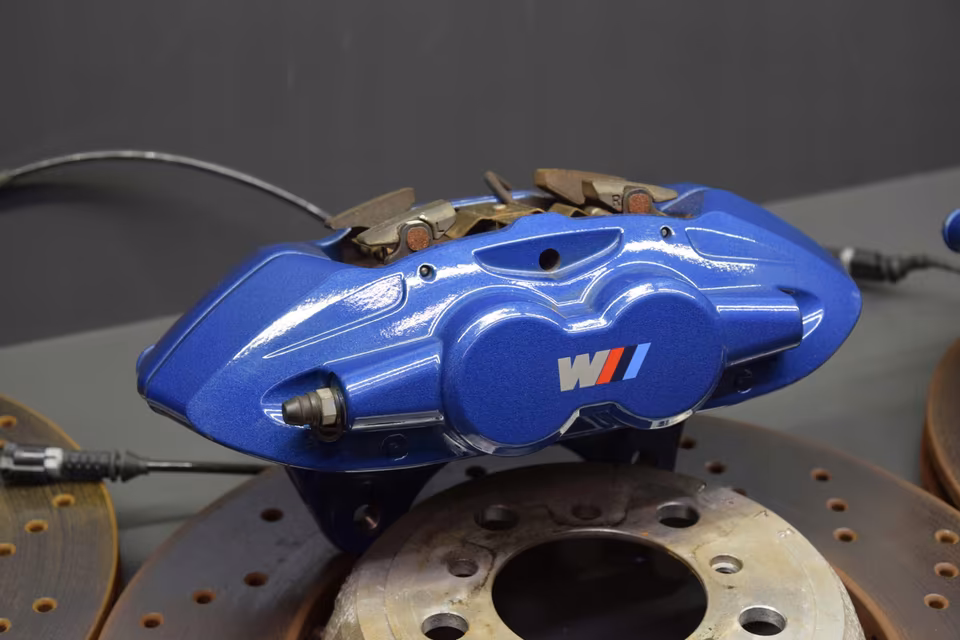 BMW M2 F87 M3 F80 M4 F82 Brake Set Discs Pads Calipers - Image 10