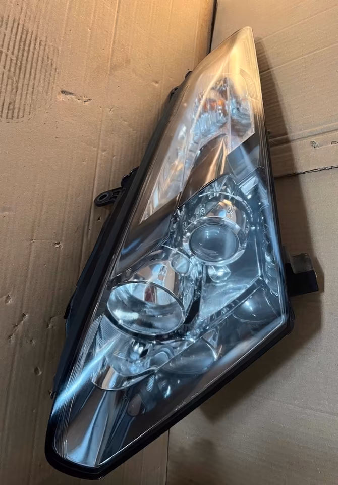 Nissan GTR R35 Headlights EU - Image 2