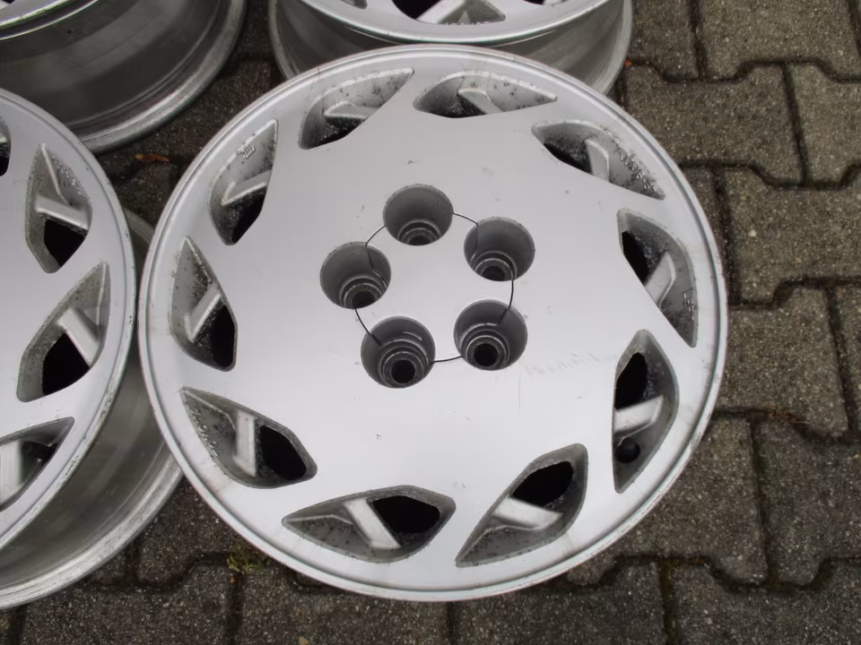 Toyota Supra MK3 16 inch alloy wheels original - Image 6