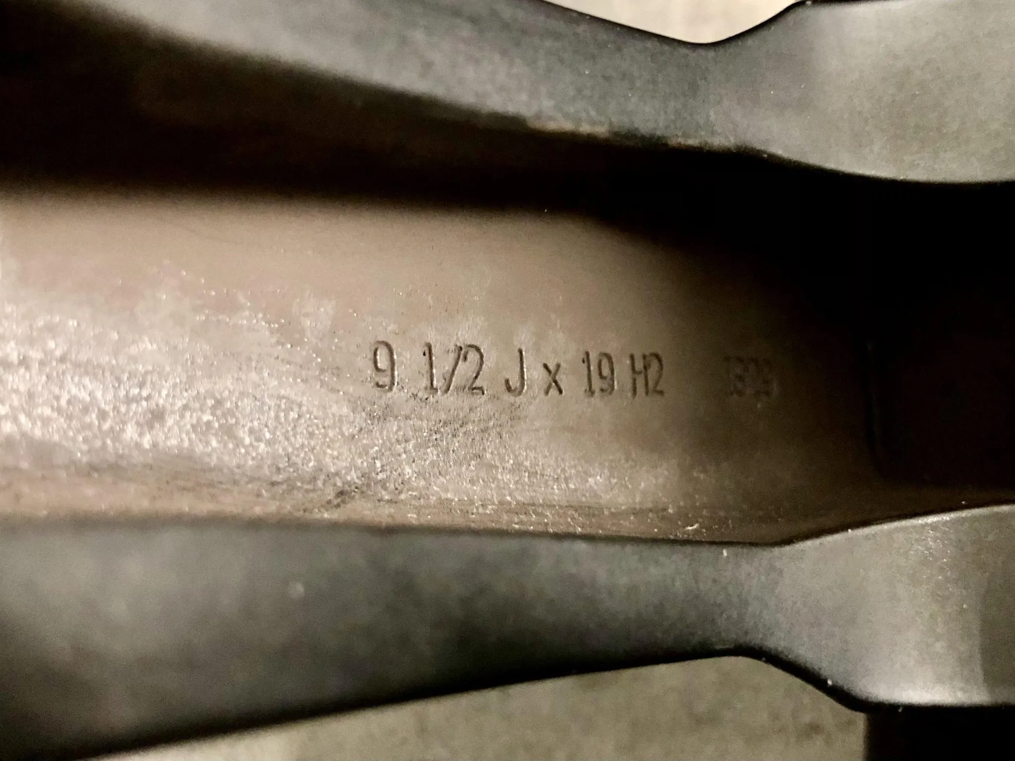 19×9.5″ and 20×10.5″ BMW M4 GTS Style 681M Carbon Compound Wheels - Image 4