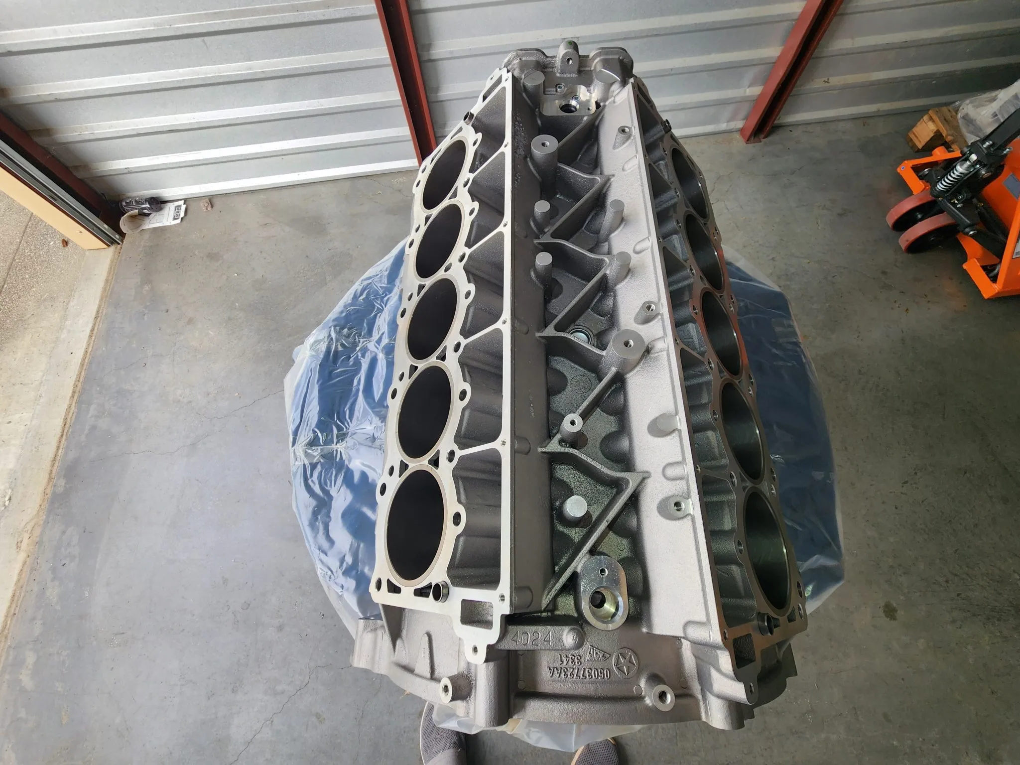 Dodge Viper 8.4L V10 Engine Block - Image 8
