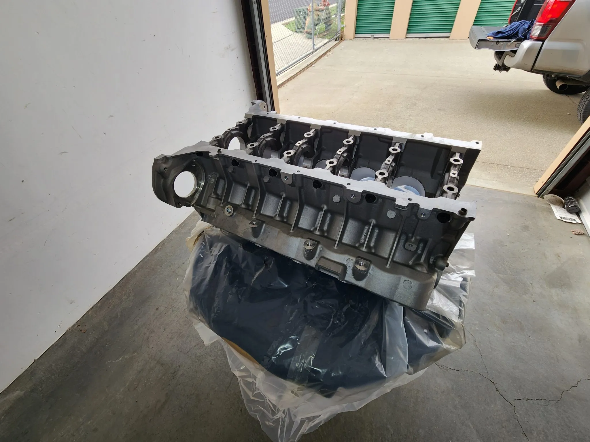 Dodge Viper 8.4L V10 Engine Block - Image 6