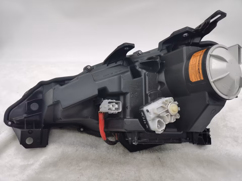 Headlight Toyota GT86 Xenon Right - Image 4