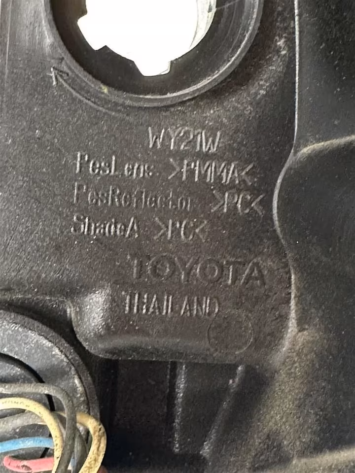 Headlight for Toyota Hilux 16-21r, full LED, right, top condition - Image 2