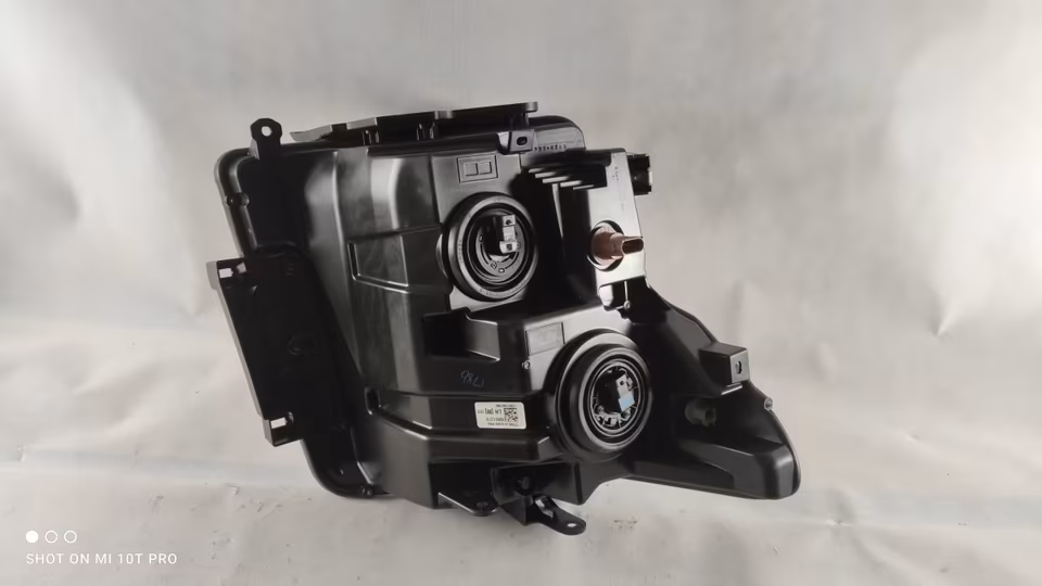 Headlight Nissan Titan 2015-2020 Left 26060EZ21A - Image 2