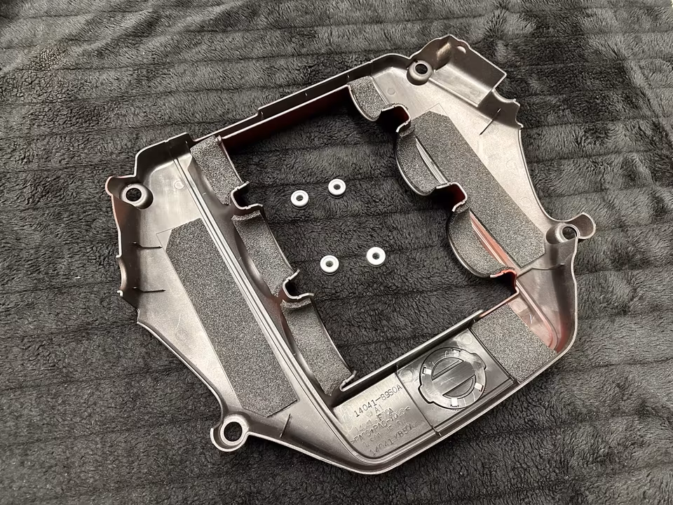 Nissan R35 GT-R GTR engine cover VR38 14041-JF00A original - Image 4