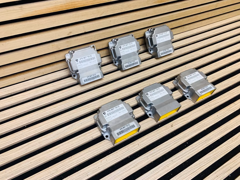 Lamborghini Huracan PyDos Sensor Module 470907721C - Image 8