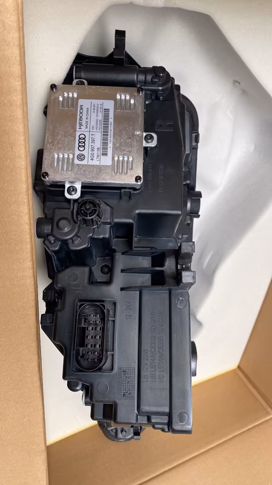 Audi R8 headlight, new, part number 4S0 941 086 F, right side. - Image 5