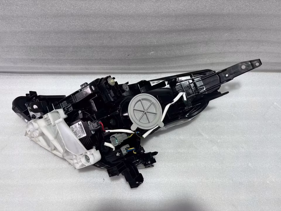 Headlights Nissan 370Z Nismo Xenon Left Right - Image 3