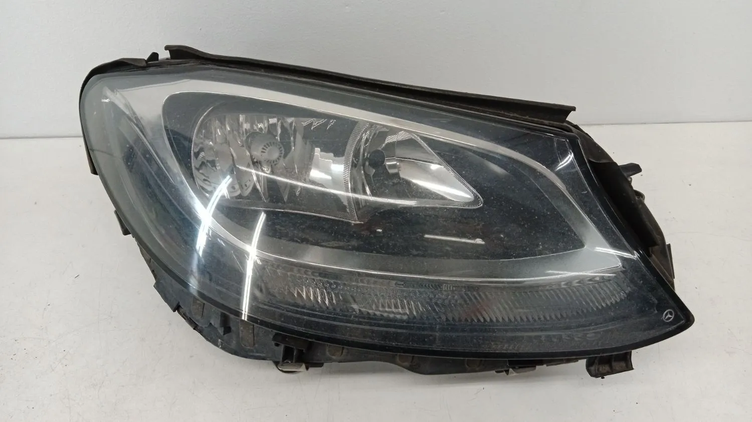 Mercedes W205 LED Headlight OEM - Image 5
