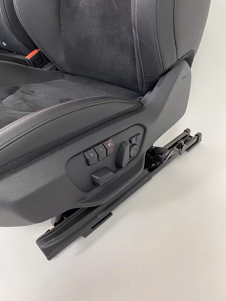 Toyota Supra seats - Image 11