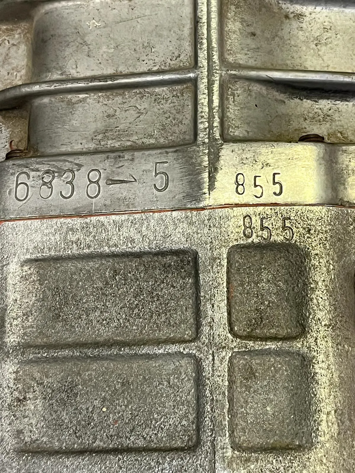 Getrag 235/5 Dogleg Five-Speed Manual Gearbox and Driveshaft for BMW - Image 7