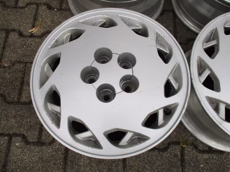 Toyota Supra MK3 16 inch alloy wheels original - Image 5