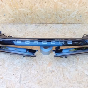 Porsche Taycan taillight EU