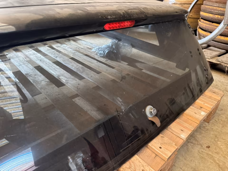 Hardtop / Canopy for Nissan Navara NP300 from 2016 – Black - Image 2