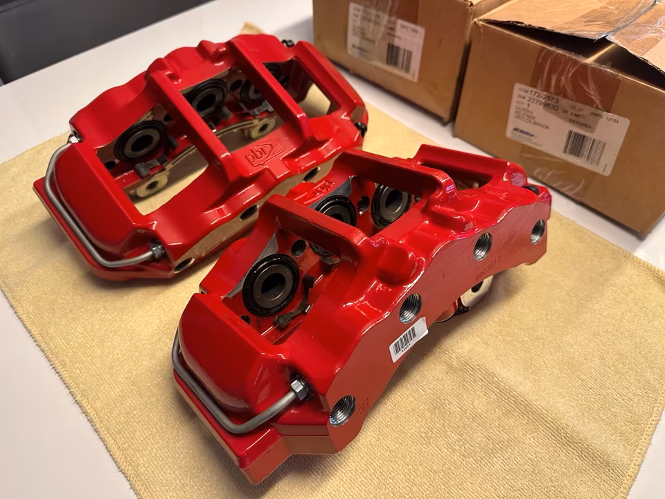 Corvette C6 Z06 Front Brake Calipers NEW - Image 4