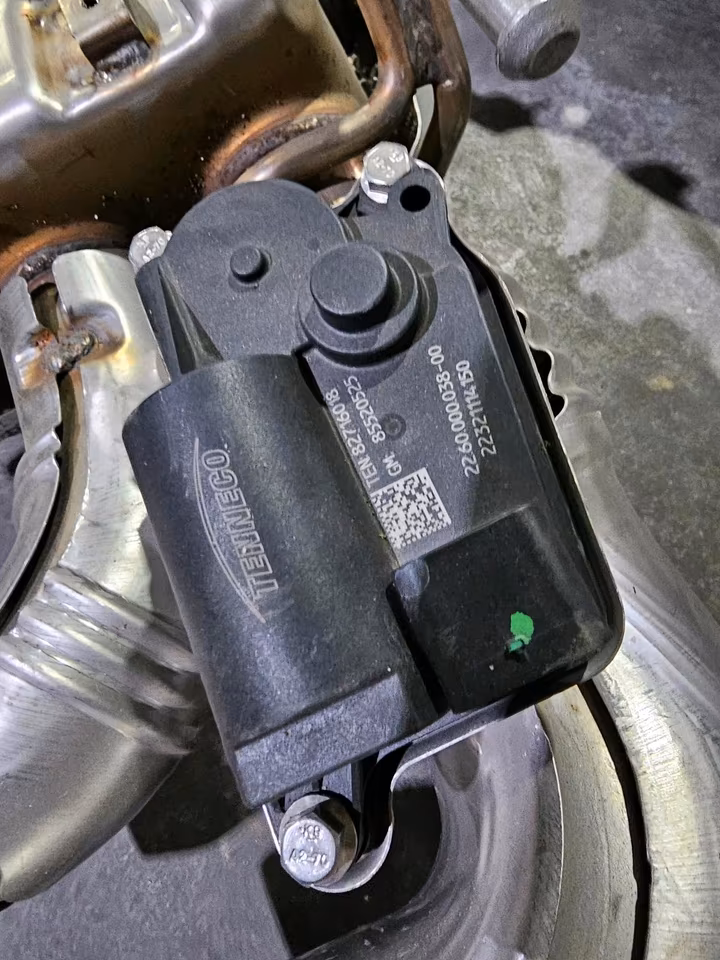 Corvette C8 exhaust system - Image 7