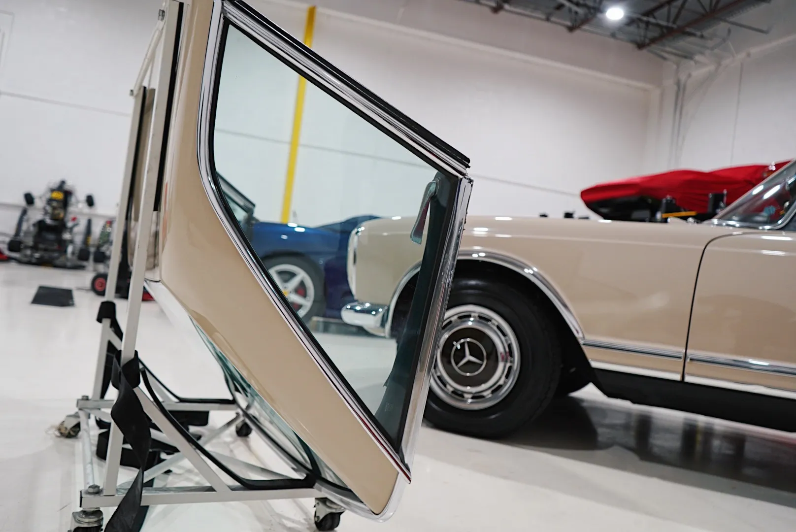 Mercedes-Benz Hardtop for W113 SL - Image 15