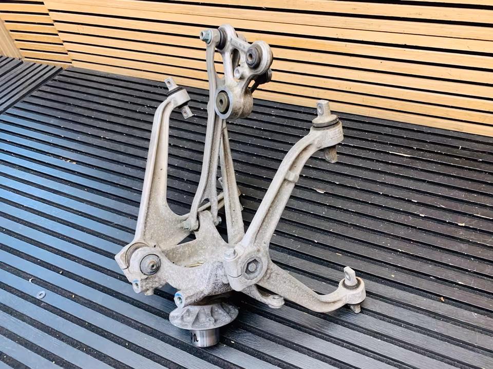 Lamborghini Aventador Rear Steering Knuckle Control Arm 470505433E - Image 12