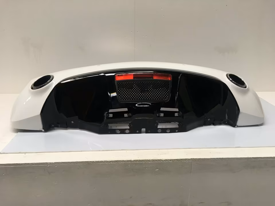 Complete rear section for Audi R8 facelift V10, year 2013, color LY9C