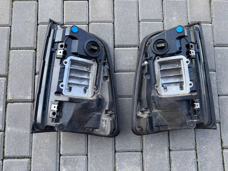 Dodge Ram V 1500 taillight L+R EU - Image 4