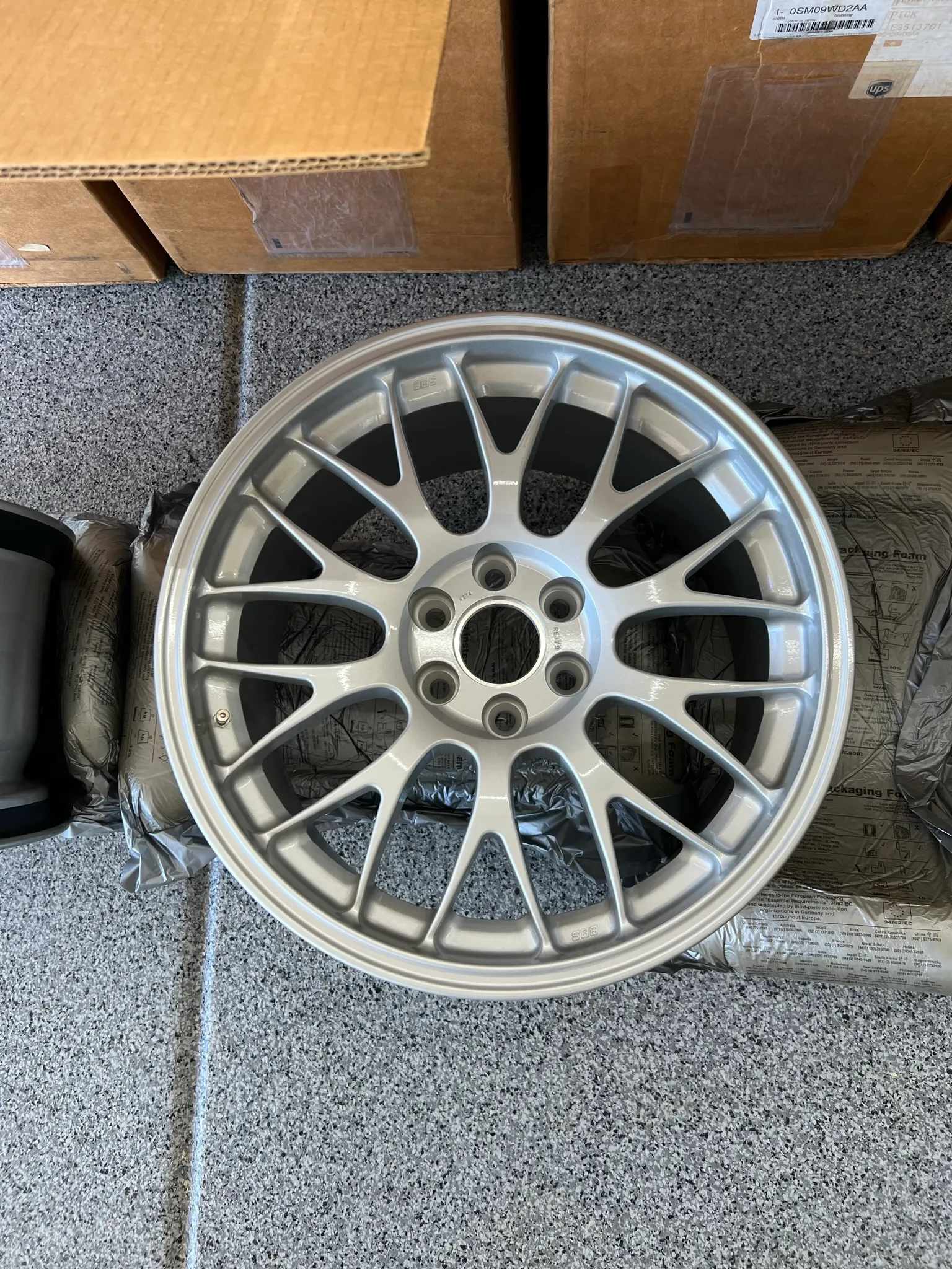 18×10″ and 18×13″ BBS Wheels for Dodge Viper - Image 13